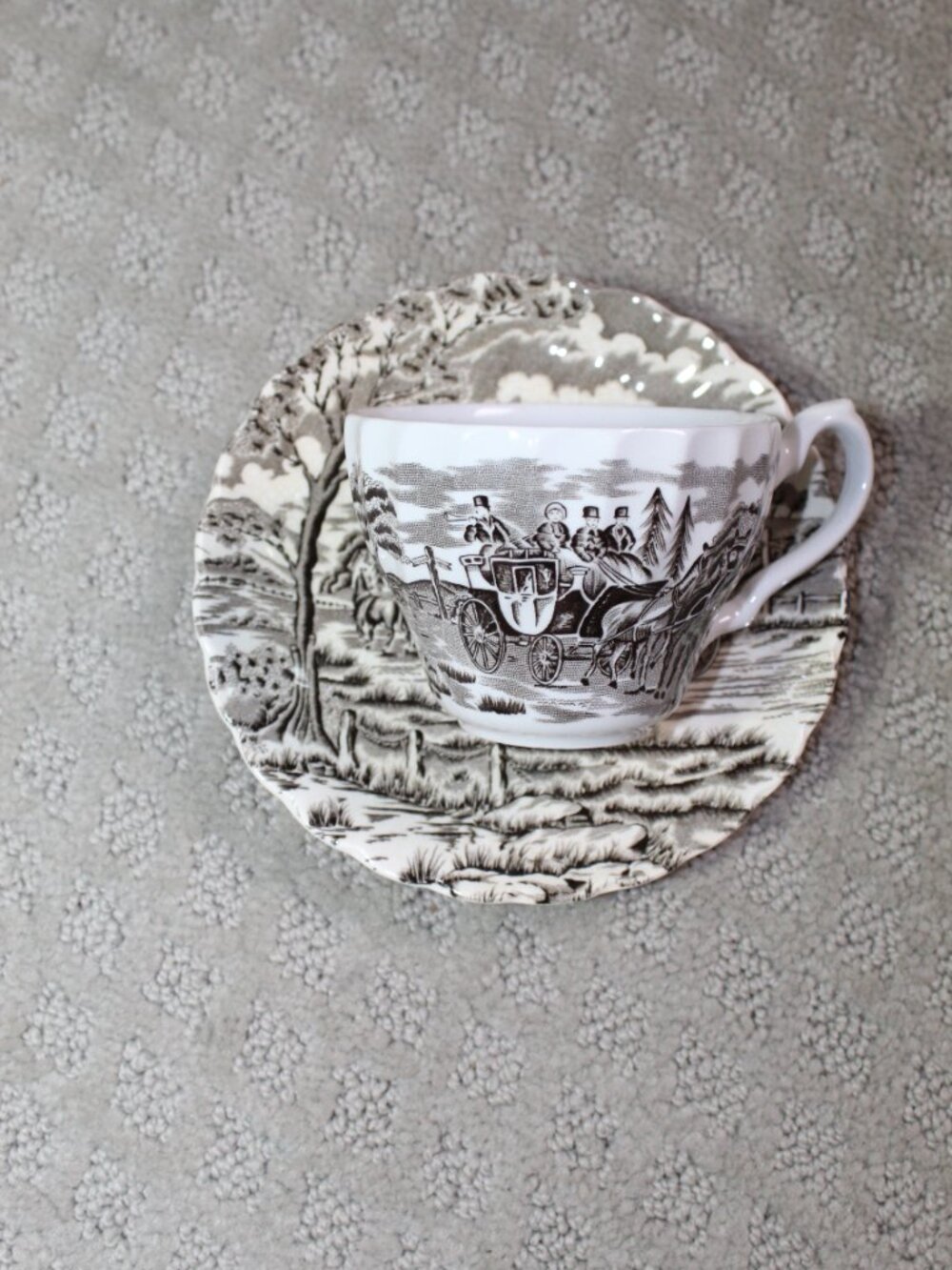 Royal Mail Staffordshire Ware Brown & White Tea Cup & Saucer